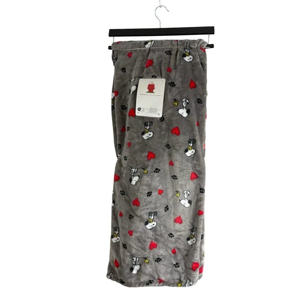 Snoopy Valentine Throw Blanket Gray 60x70 Love & Paws Velvet Soft Red Hearts NEW